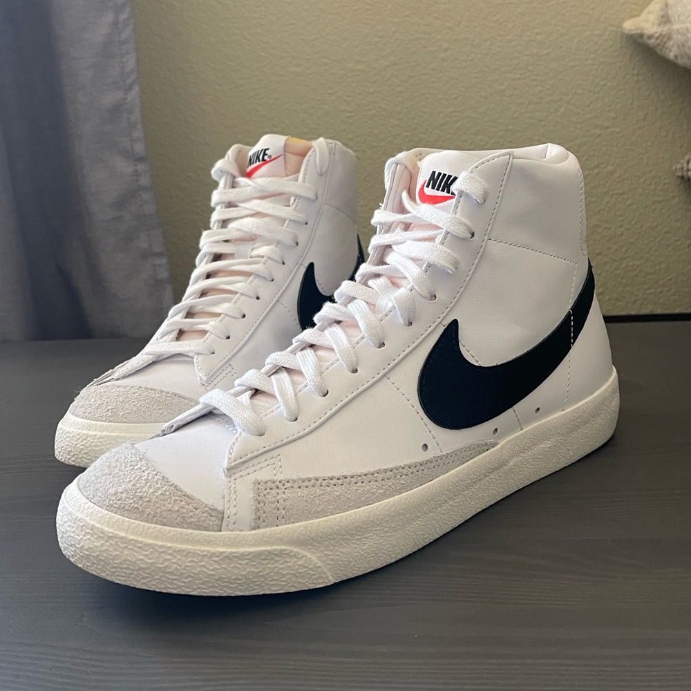 Nike Blazer Mid 77 Women’s Size 9